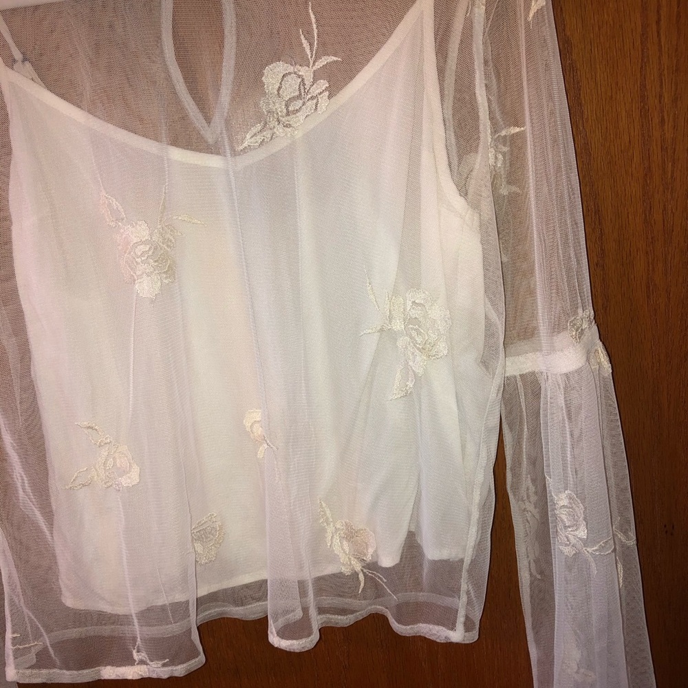White float shirt - Picture 2 of 2